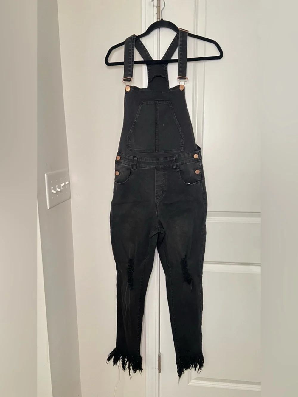 Toast Jeans Women’s Sz S Distressed Overall Jumpsuit Denim Soft Stretch Outdoor